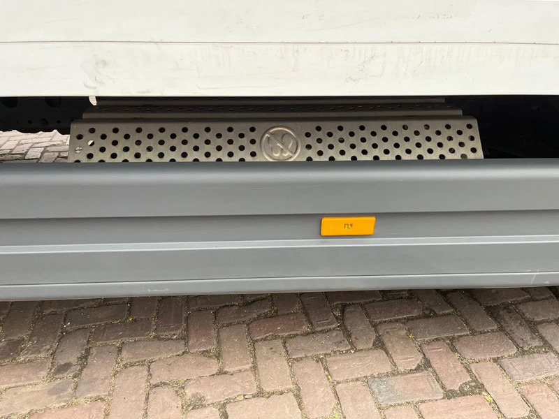 Camion fourgon Mercedes-Benz Atego 816: photos 20 Camion fourgon Mercedes-Benz Atego 816: photos 20