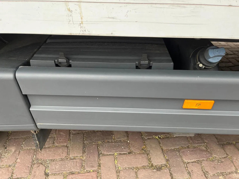 Camion fourgon Mercedes-Benz Atego 816: photos 17 Camion fourgon Mercedes-Benz Atego 816: photos 17