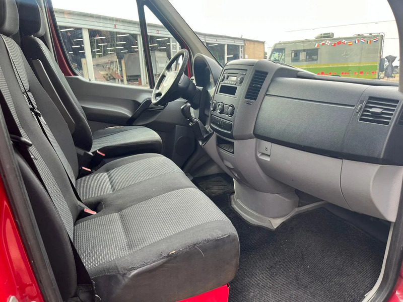 Fourgon utilitaire Mercedes-Benz Sprinter 313 CDI L2H1: photos 14