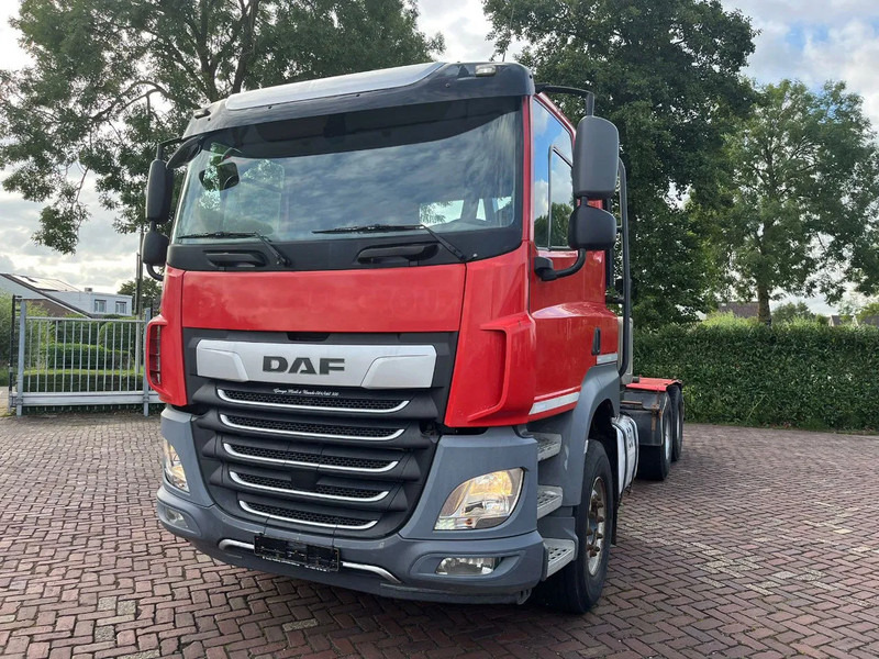 DAF CF 530 FAT intarder - Tracteur routier: photos 2 DAF CF 530 FAT intarder - Tracteur routier: photos 2