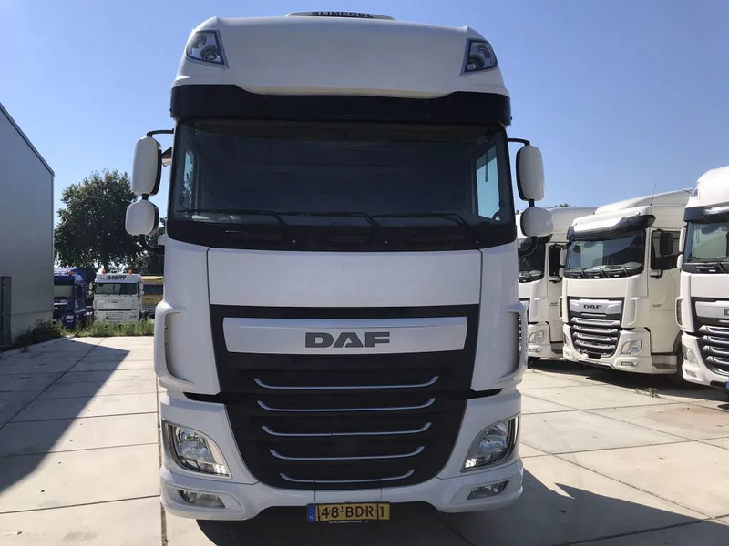 DAF XF 460 FT EURO 6 INTARDER - Tracteur routier: photos 2 DAF XF 460 FT EURO 6 INTARDER - Tracteur routier: photos 2