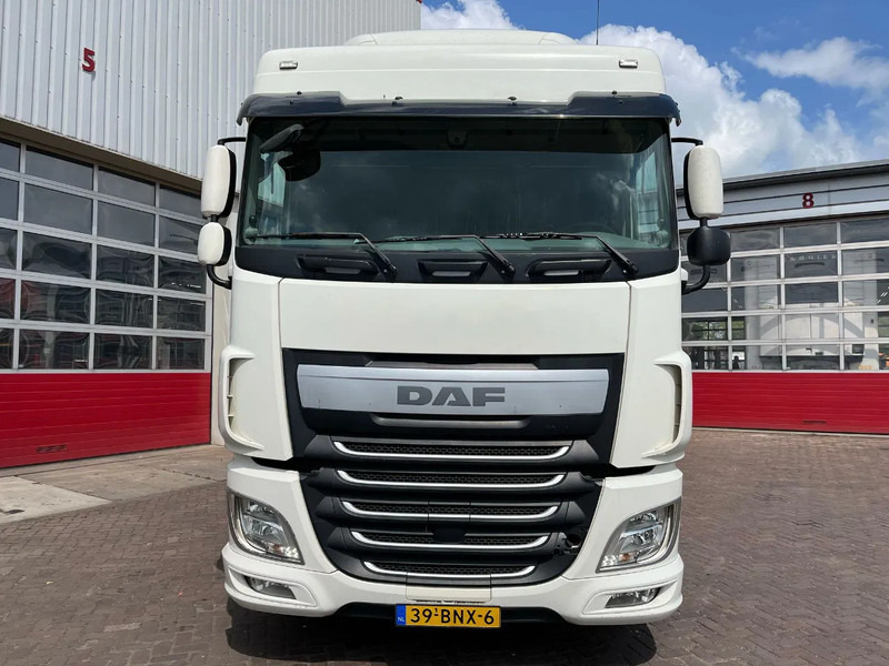 DAF XF 460 FT - Tracteur routier: photos 2 DAF XF 460 FT - Tracteur routier: photos 2