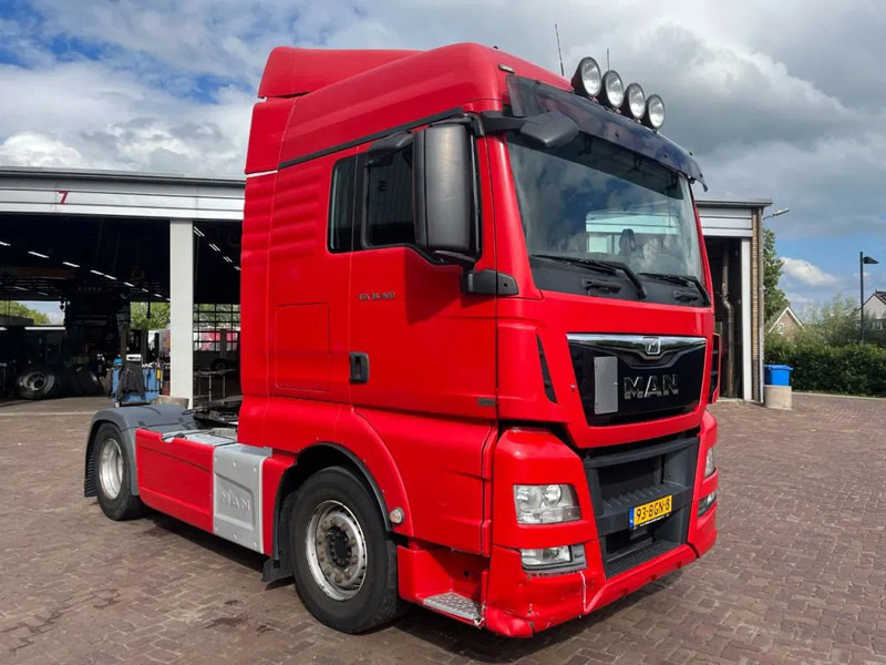 MAN TGX 18.400 EURO 6 - Tracteur routier: photos 1 MAN TGX 18.400 EURO 6 - Tracteur routier: photos 1
