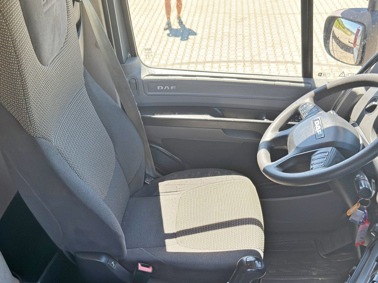 DAF CF 410 * PK 53002 - SH E/JIB PJ 125 E + FUNK*8x4 - crédit-bail DAF CF 410 * PK 53002 - SH E/JIB PJ 125 E + FUNK*8x4: photos 12 DAF CF 410 * PK 53002 - SH E/JIB PJ 125 E + FUNK*8x4 - crédit-bail DAF CF 410 * PK 53002 - SH E/JIB PJ 125 E + FUNK*8x4: photos 12