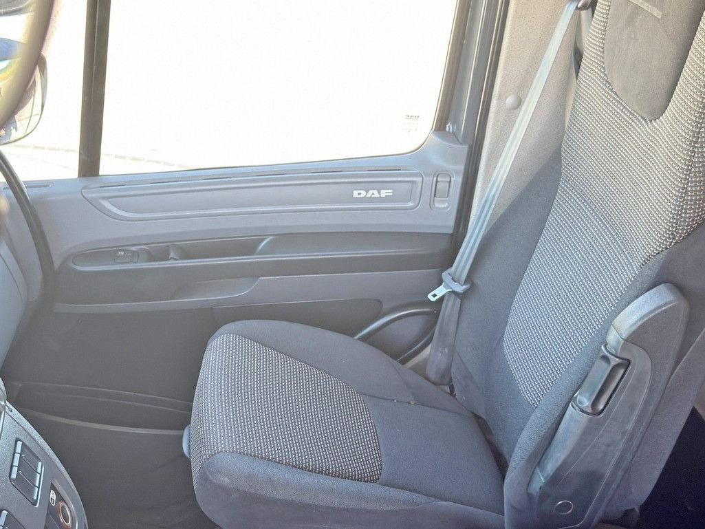 DAF CF 410 * PK 53002 - SH E/JIB PJ 125 E + FUNK*8x4 - crédit-bail DAF CF 410 * PK 53002 - SH E/JIB PJ 125 E + FUNK*8x4: photos 10 DAF CF 410 * PK 53002 - SH E/JIB PJ 125 E + FUNK*8x4 - crédit-bail DAF CF 410 * PK 53002 - SH E/JIB PJ 125 E + FUNK*8x4: photos 10