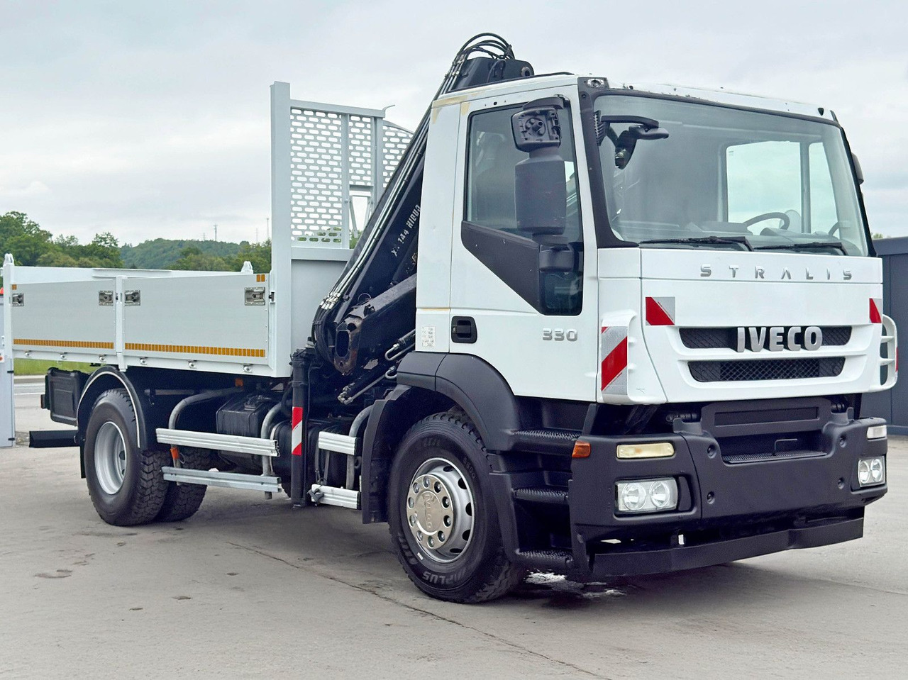 Iveco STRALIS 330 *HIAB 144 BS-3 HIDUO* TOPZUSTAND - Camion benne, Camion grue: photos 4 Iveco STRALIS 330 *HIAB 144 BS-3 HIDUO* TOPZUSTAND - Camion benne, Camion grue: photos 4
