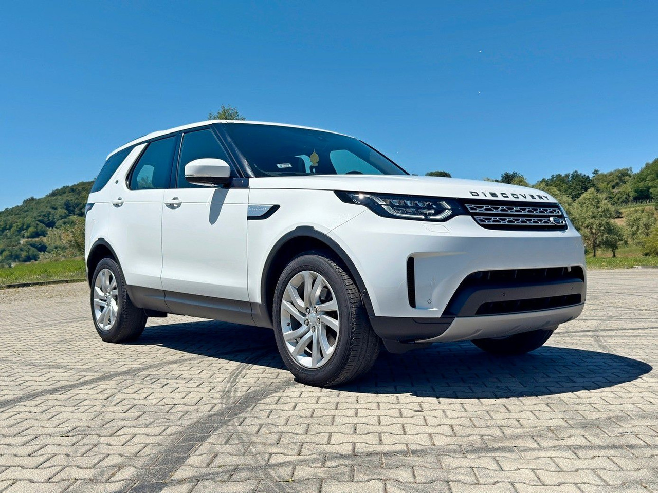 Land Rover Discovery - SUV: photos 1 Land Rover Discovery - SUV: photos 1