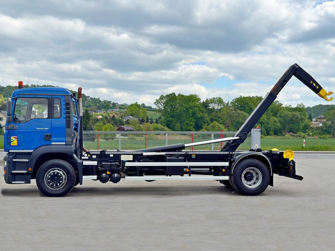 Camion ampliroll MAN TGA 18.310 Abrollkipper * Top Zustand! MAN TGA 18.310 Abrollkipper * Top Zustand!: photos 6 Camion ampliroll MAN TGA 18.310 Abrollkipper * Top Zustand! MAN TGA 18.310 Abrollkipper * Top Zustand!: photos 6