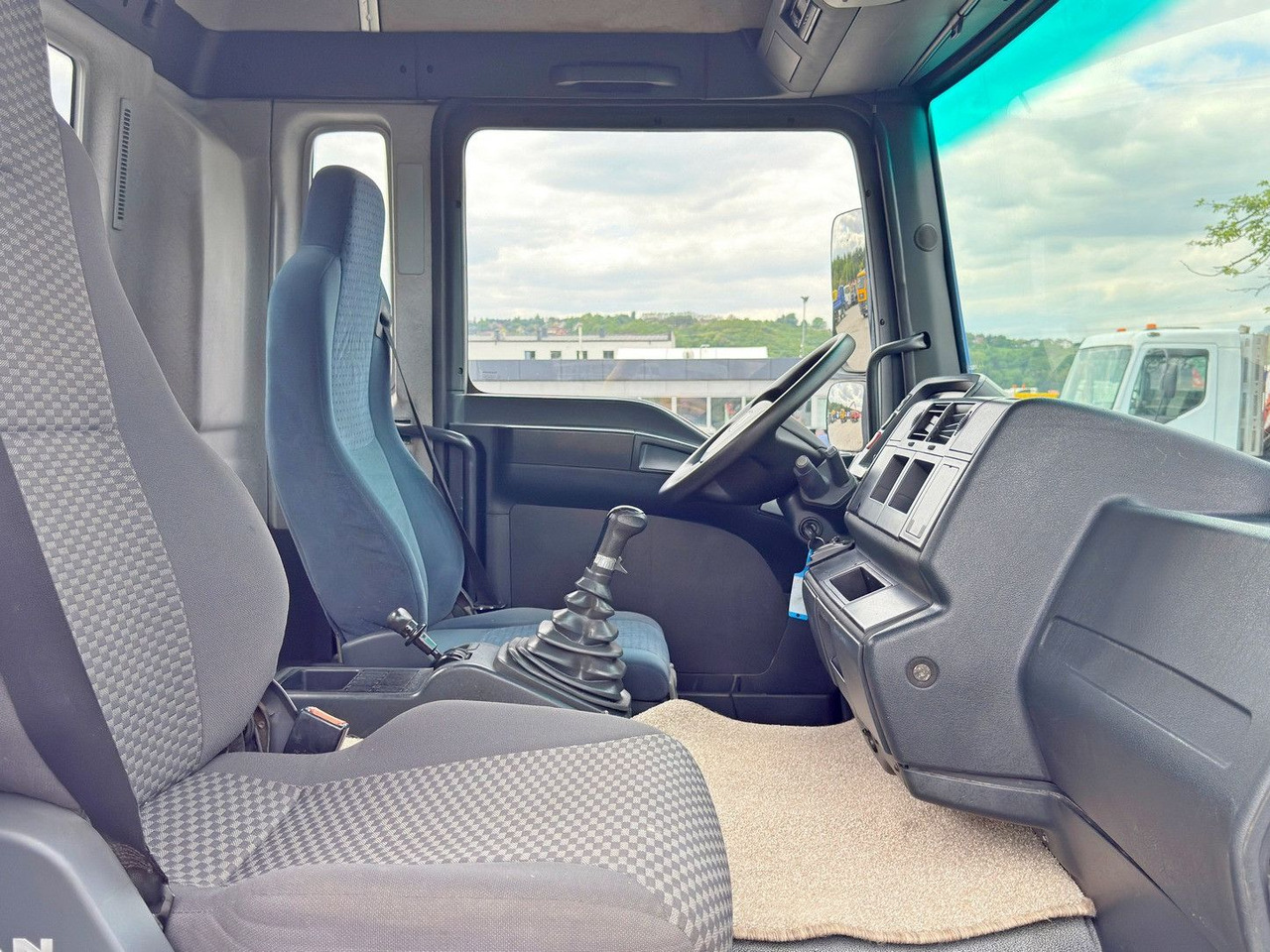 Camion ampliroll MAN TGA 18.310 Abrollkipper * Top Zustand! MAN TGA 18.310 Abrollkipper * Top Zustand!: photos 11 Camion ampliroll MAN TGA 18.310 Abrollkipper * Top Zustand! MAN TGA 18.310 Abrollkipper * Top Zustand!: photos 11