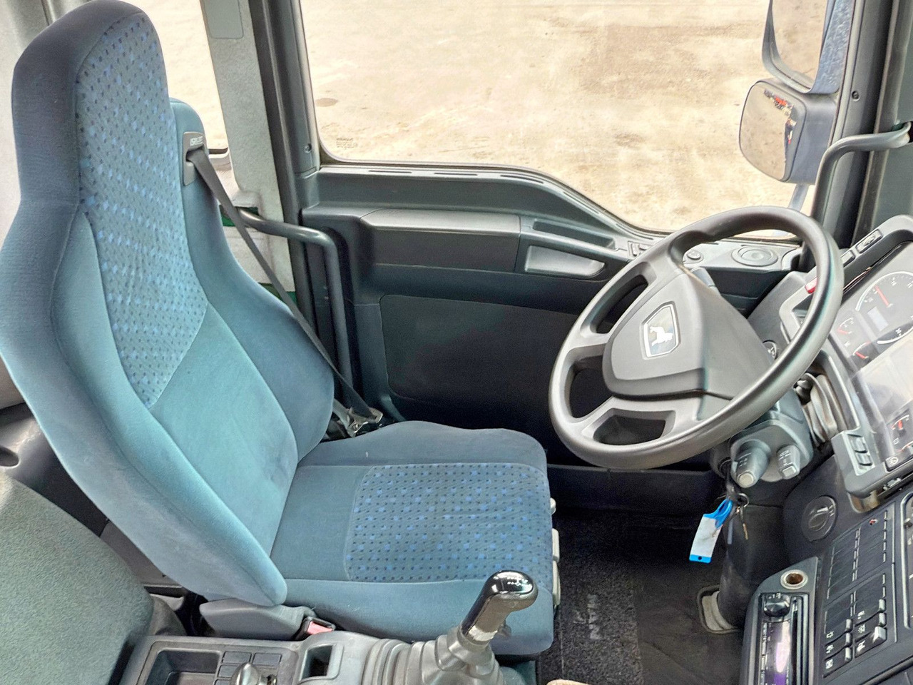 Camion ampliroll MAN TGA 18.310 Abrollkipper * Top Zustand! MAN TGA 18.310 Abrollkipper * Top Zustand!: photos 12 Camion ampliroll MAN TGA 18.310 Abrollkipper * Top Zustand! MAN TGA 18.310 Abrollkipper * Top Zustand!: photos 12