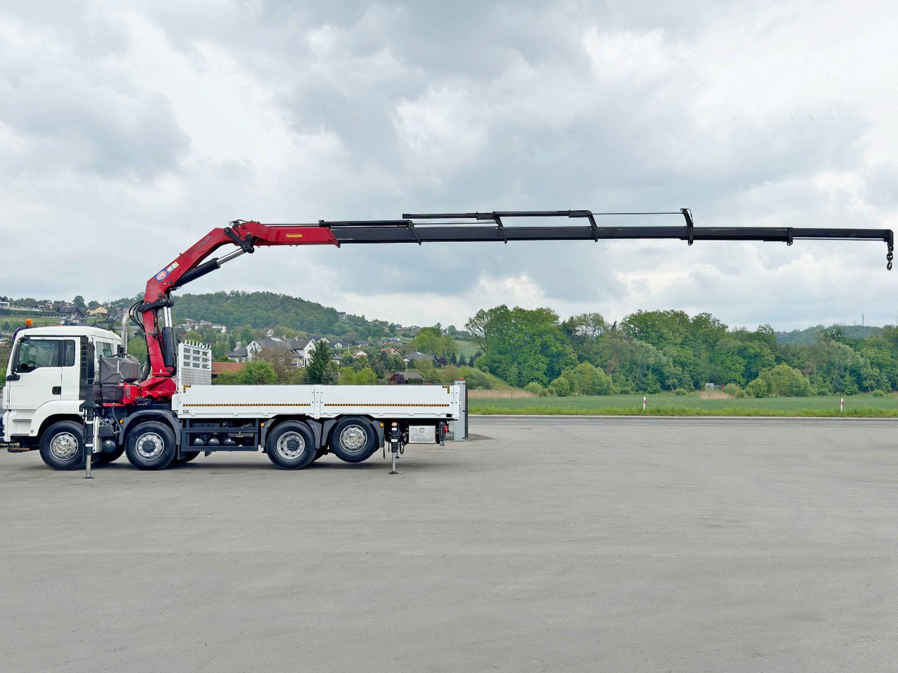 MAN TGS 35.440* KIPPER 6,00m * HMF 4220 K6/FUNK* 8x4 - Camion grue: photos 5 MAN TGS 35.440* KIPPER 6,00m * HMF 4220 K6/FUNK* 8x4 - Camion grue: photos 5