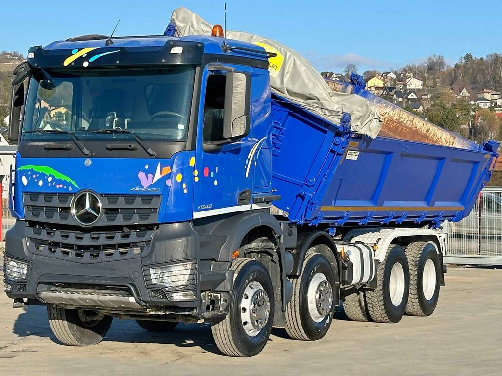 Mercedes-Benz AROCS 3243 * KIPPER 5,70 m * 8x4 * TOPZUSTAND - Camion benne, Camion grue: photos 5 Mercedes-Benz AROCS 3243 * KIPPER 5,70 m * 8x4 * TOPZUSTAND - Camion benne, Camion grue: photos 5