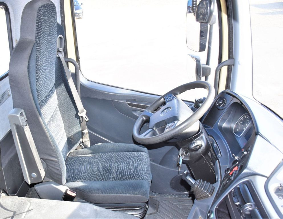 Photo d'intérieur 3: Camion ampliroll, Camion grue Mercedes-Benz ATEGO 1221 * ABROLLKIPPER * TOPZUSTAND Mercedes-Benz ATEGO 1221 * ABROLLKIPPER * TOPZUSTAND