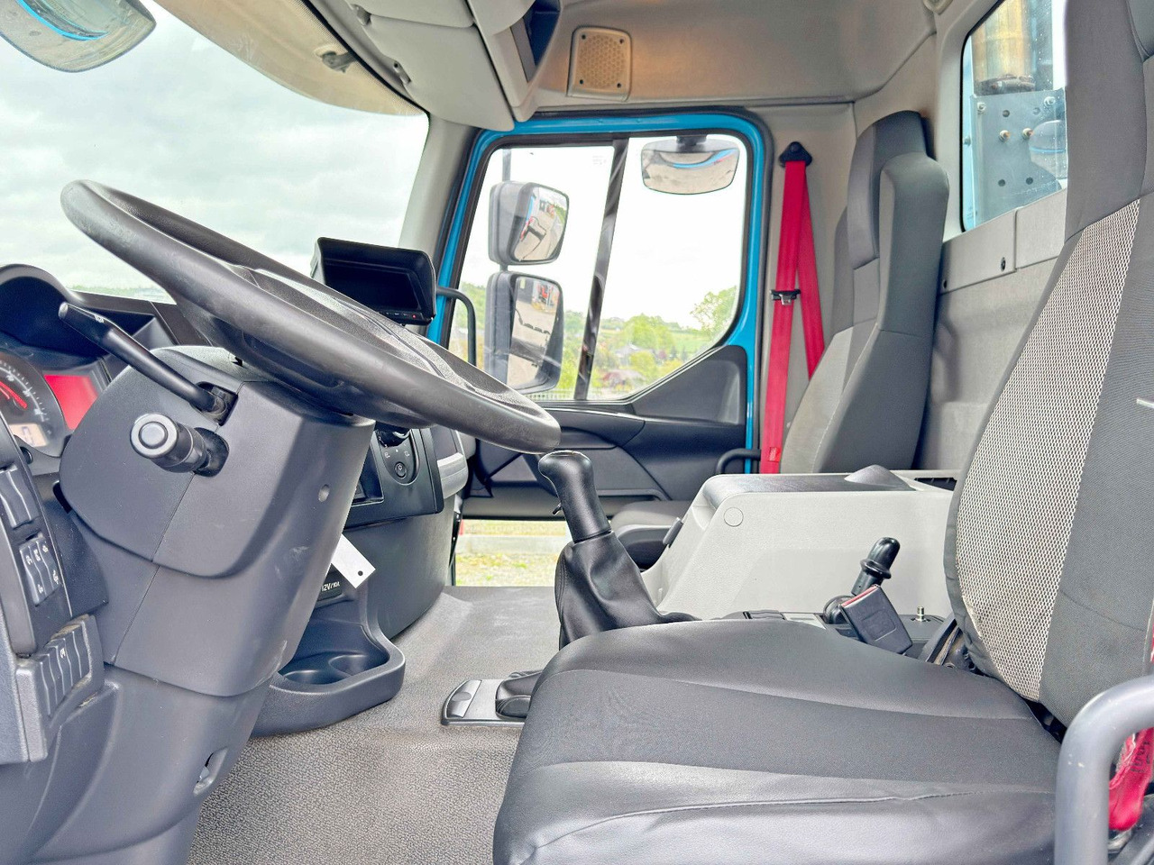 Renault C 320 * PK 12002 EH A + FUNK * TOPZUSTAND - crédit-bail Renault C 320 * PK 12002 EH A + FUNK * TOPZUSTAND: photos 9 Renault C 320 * PK 12002 EH A + FUNK * TOPZUSTAND - crédit-bail Renault C 320 * PK 12002 EH A + FUNK * TOPZUSTAND: photos 9