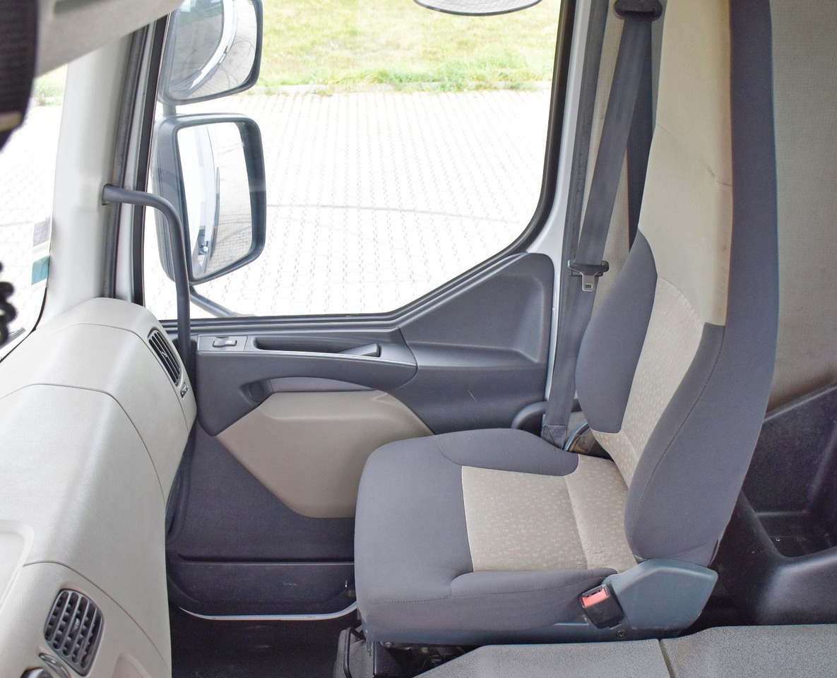 Renault KERAX 410* KIPPER 5,20 m + BORDMATIC / 6x4 - crédit-bail Renault KERAX 410* KIPPER 5,20 m + BORDMATIC / 6x4: photos 10 Renault KERAX 410* KIPPER 5,20 m + BORDMATIC / 6x4 - crédit-bail Renault KERAX 410* KIPPER 5,20 m + BORDMATIC / 6x4: photos 10