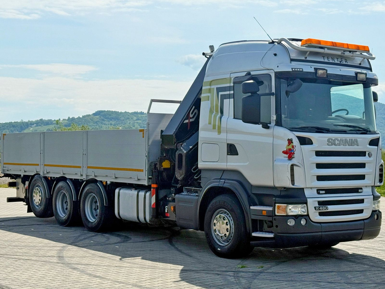 Scania R480 PRITSCHE 6,85m *HIAB 377 E-8 HIPRO/FUNK*8x4 - Camion grue: photos 3 Scania R480 PRITSCHE 6,85m *HIAB 377 E-8 HIPRO/FUNK*8x4 - Camion grue: photos 3