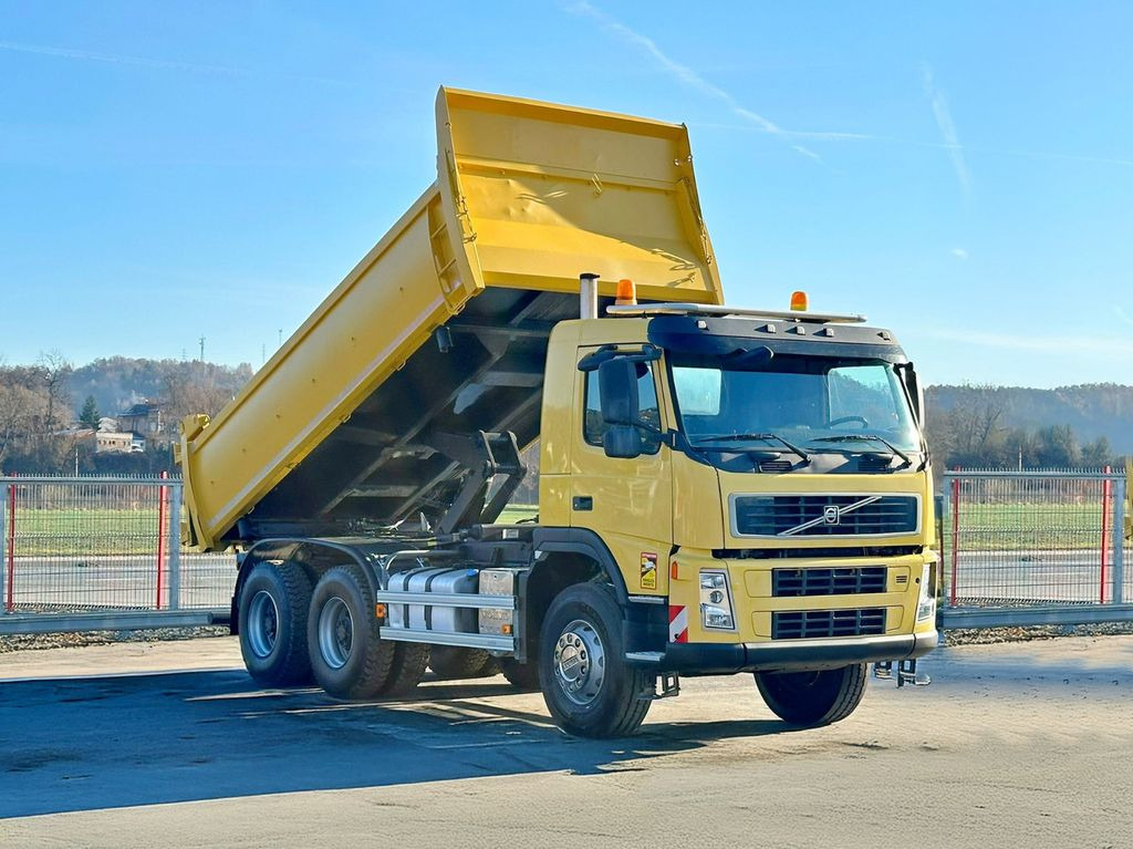 Volvo FM 440 Kipper 5,20 m *BORDMATIC *6x4 *TOPZUSTAND - Camion benne: photos 1 Volvo FM 440 Kipper 5,20 m *BORDMATIC *6x4 *TOPZUSTAND - Camion benne: photos 1