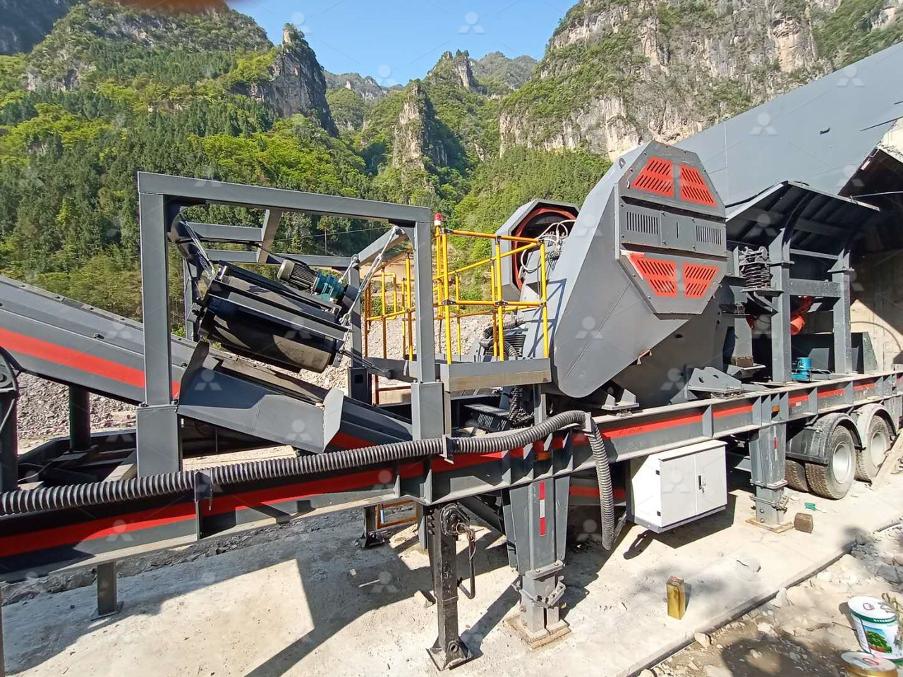 LIMING NK series mobile crusher - Concasseur mobile: photos 3 LIMING NK series mobile crusher - Concasseur mobile: photos 3