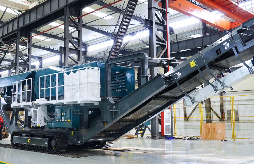 Liming Heavy Industry Tracked mobile crushing plant - Concasseur mobile: photos 2 Liming Heavy Industry Tracked mobile crushing plant - Concasseur mobile: photos 2