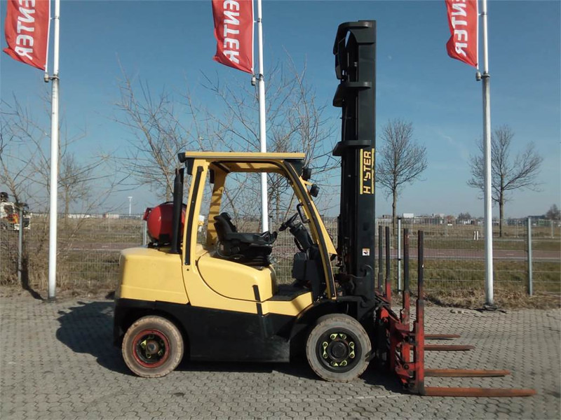 Hyster H4.0FT5 - Chariot élévateur à gaz: photos 1 Hyster H4.0FT5 - Chariot élévateur à gaz: photos 1