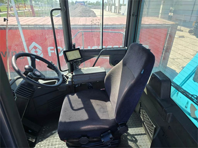 Reach stacker KONECRANES SMV 4531 TC5: photos 17