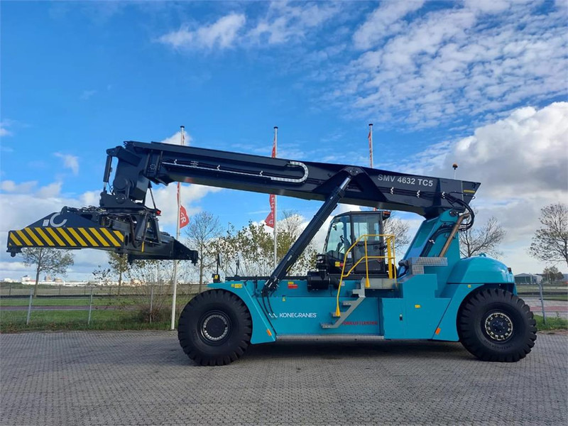 KONECRANES SMV 4632 TC5 - Reach stacker: photos 3 KONECRANES SMV 4632 TC5 - Reach stacker: photos 3