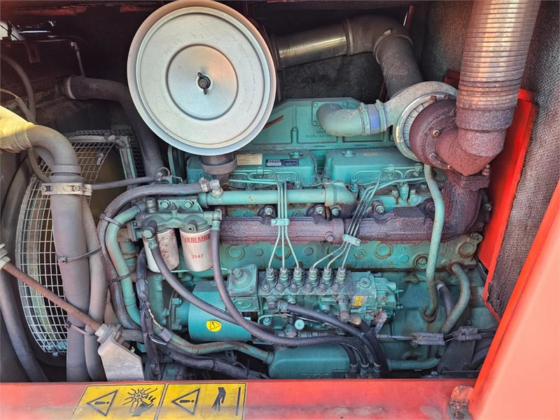 Kalmar DCB32 RoRo - Chariot élévateur diesel: photos 2 Kalmar DCB32 RoRo - Chariot élévateur diesel: photos 2