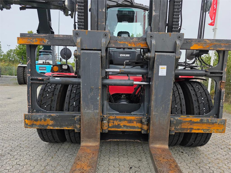 Chariot élévateur diesel Kalmar DCG330-12: photos 9 Chariot élévateur diesel Kalmar DCG330-12: photos 9