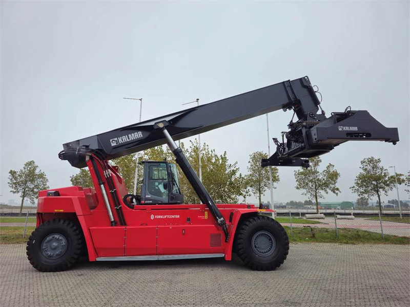 Kalmar DRG450-65S5 - Reach stacker: photos 1 Kalmar DRG450-65S5 - Reach stacker: photos 1