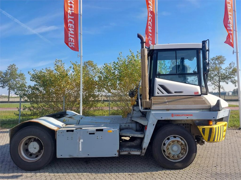 Terberg TT223 - Tracteur portuaire: photos 3 Terberg TT223 - Tracteur portuaire: photos 3