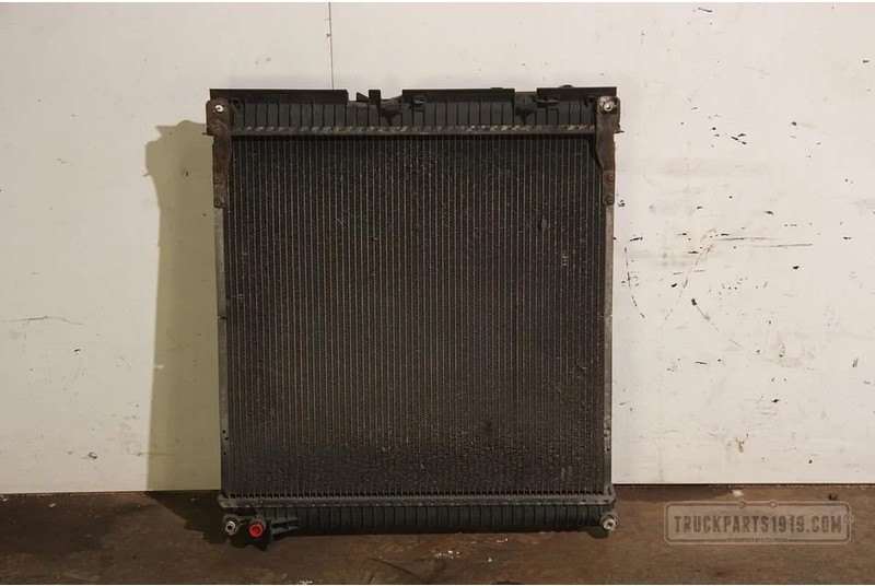 Behr HELLA SERVICE Cooling System Radiateur MAN TGL - Radiateur pour Camion: photos 2 Behr HELLA SERVICE Cooling System Radiateur MAN TGL - Radiateur pour Camion: photos 2