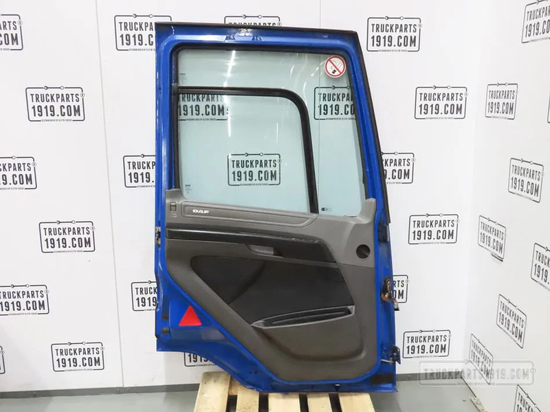 DAF 1950970 Portier Li. DAF CF - Portière et pièces pour Camion: photos 3 DAF 1950970 Portier Li. DAF CF - Portière et pièces pour Camion: photos 3