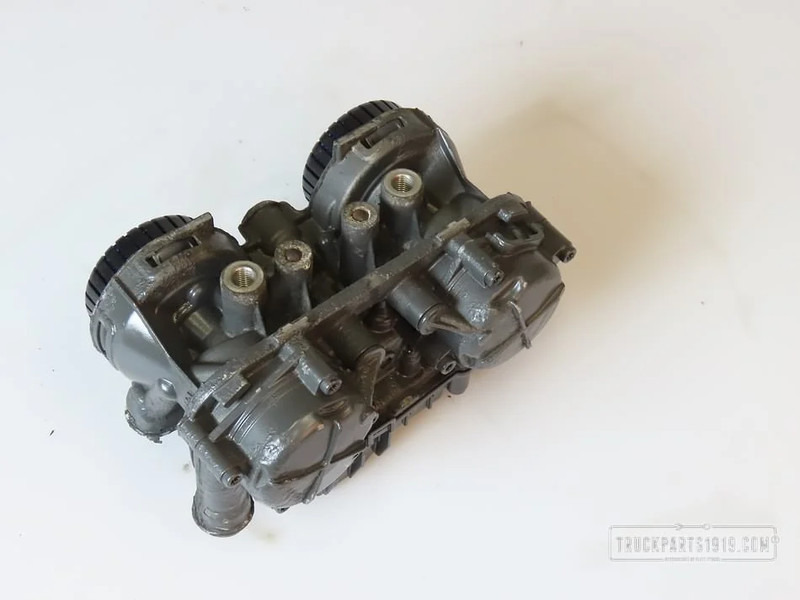 DAF Brake System Achteras EBS modulator DAF - Valve de frein pour Camion: photos 2 DAF Brake System Achteras EBS modulator DAF - Valve de frein pour Camion: photos 2