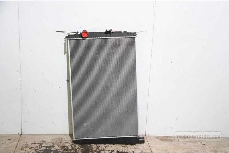 DAF Cooling System Radiator DAF CF 85 - Radiateur pour Camion: photos 1 DAF Cooling System Radiator DAF CF 85 - Radiateur pour Camion: photos 1