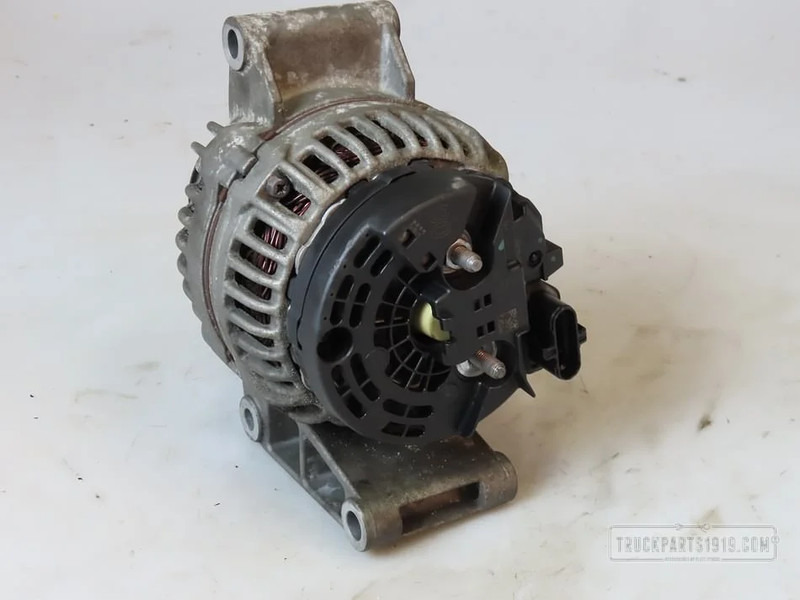 DAF Electrical System Dynamo DAF XF Euro6 - Alternateur pour Camion: photos 2 DAF Electrical System Dynamo DAF XF Euro6 - Alternateur pour Camion: photos 2