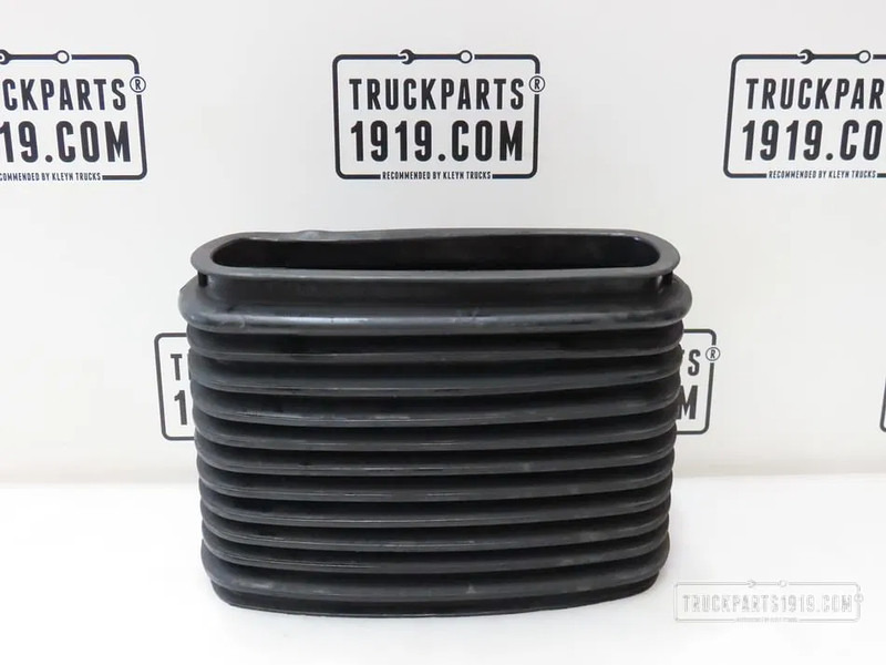 MAN 81.96420-0580 Rubber luchtfilter pijp - Système d'admission d'air pour Camion: photos 1 MAN 81.96420-0580 Rubber luchtfilter pijp - Système d'admission d'air pour Camion: photos 1