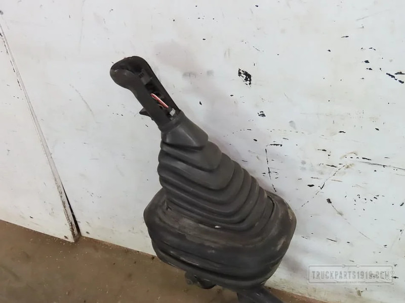 MAN Gearbox & Clutch Parts Versnellingspook TGM - Boîte de vitesse pour Camion: photos 2 MAN Gearbox & Clutch Parts Versnellingspook TGM - Boîte de vitesse pour Camion: photos 2