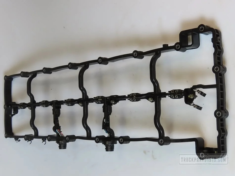 Mercedes-Benz Engines & Parts Verstevigingsframe MB OM471 - Culasse pour Camion: photos 1 Mercedes-Benz Engines & Parts Verstevigingsframe MB OM471 - Culasse pour Camion: photos 1