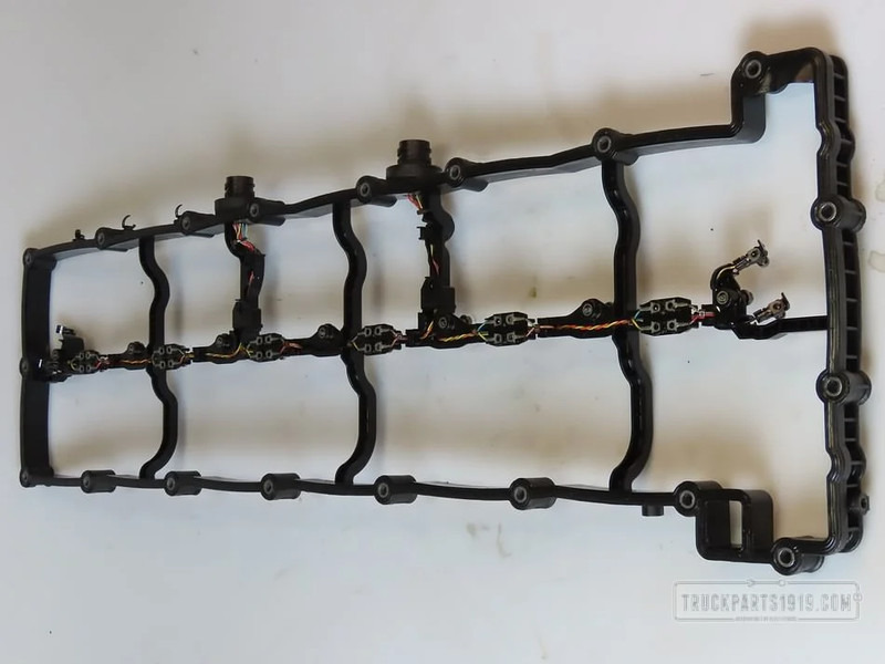 Mercedes-Benz Engines & Parts Verstevigingsframe MB OM471 - Culasse pour Camion: photos 2 Mercedes-Benz Engines & Parts Verstevigingsframe MB OM471 - Culasse pour Camion: photos 2