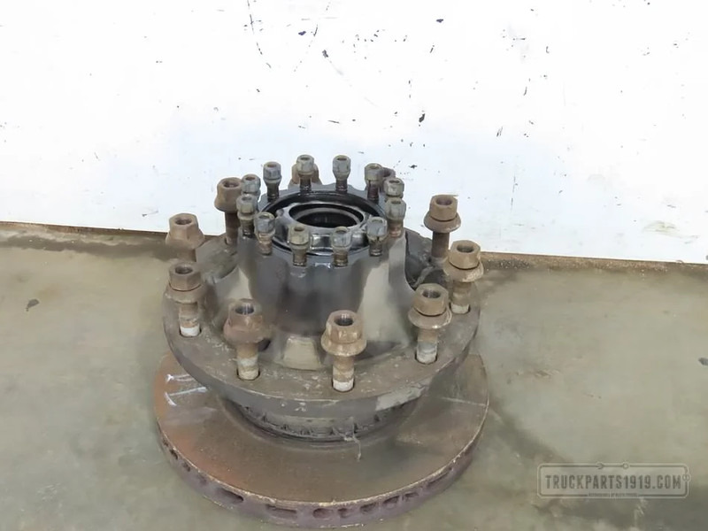 Renault Axle & Steering Parts Wielnaaf achter Renault - Moyeu pour Camion: photos 1 Renault Axle & Steering Parts Wielnaaf achter Renault - Moyeu pour Camion: photos 1