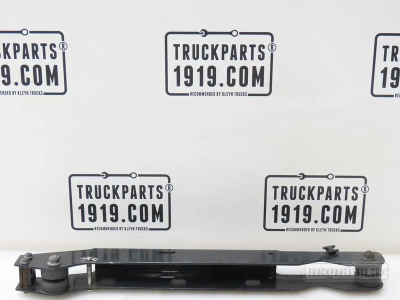 Volvo 20700813 Steun side skirt Volvo - Carrosserie et extérieur pour Camion: photos 1 Volvo 20700813 Steun side skirt Volvo - Carrosserie et extérieur pour Camion: photos 1