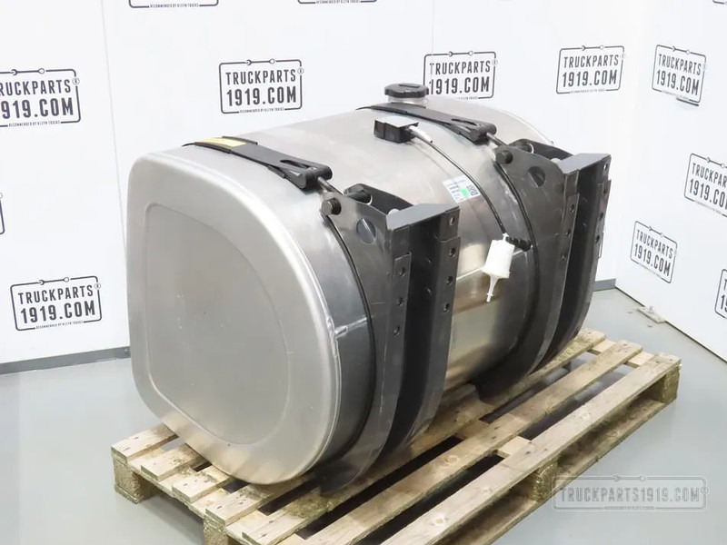 Volvo 21516447 Brandstoftank + steunen 405L - Réservoir de carburant pour Camion: photos 2 Volvo 21516447 Brandstoftank + steunen 405L - Réservoir de carburant pour Camion: photos 2