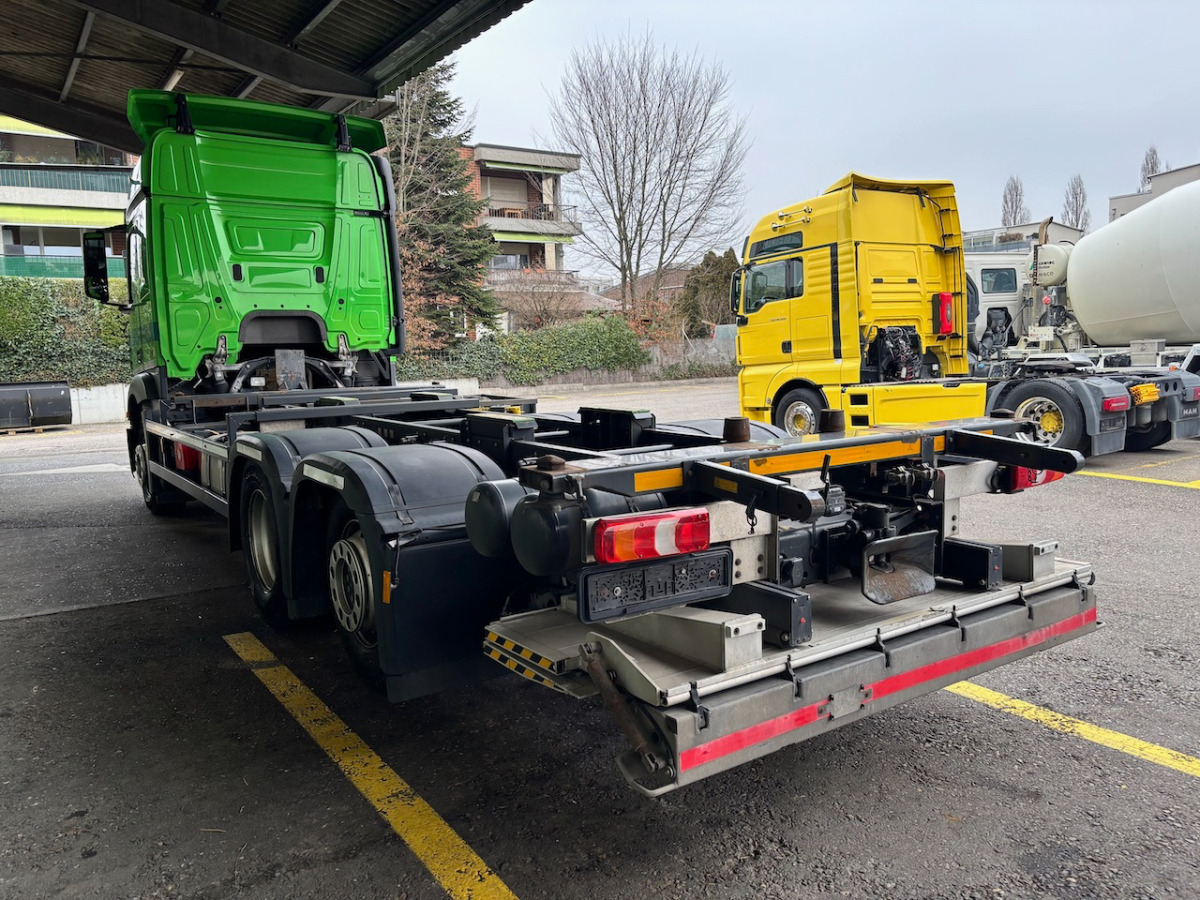 Camion porte-conteneur/ Caisse mobile MERCEDES Actros 2543 6x2 Container Transport: photos 18