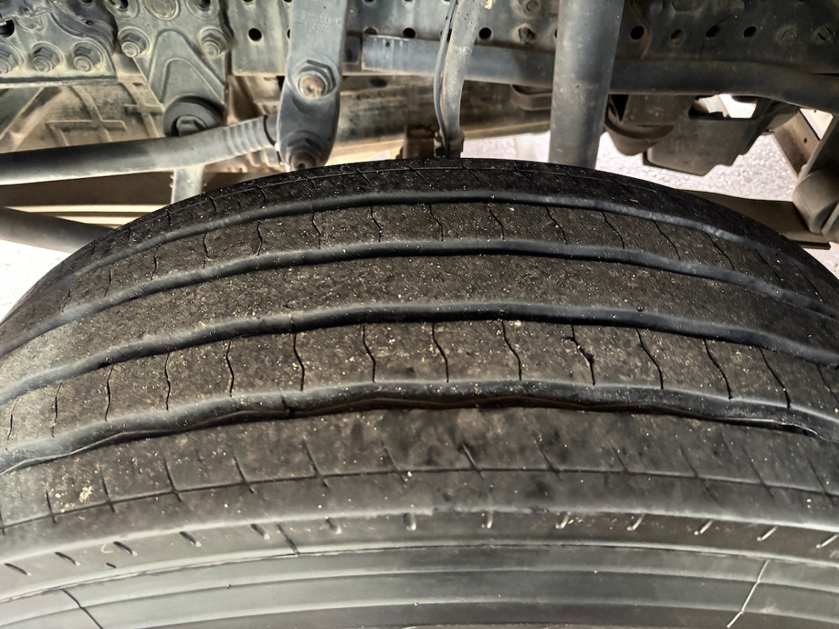 Camion benne MERCEDES Arocs 3251: photos 18 Camion benne MERCEDES Arocs 3251: photos 18