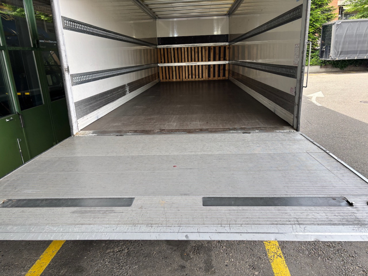 Camion fourgon MERCEDES Atego 1530: photos 16