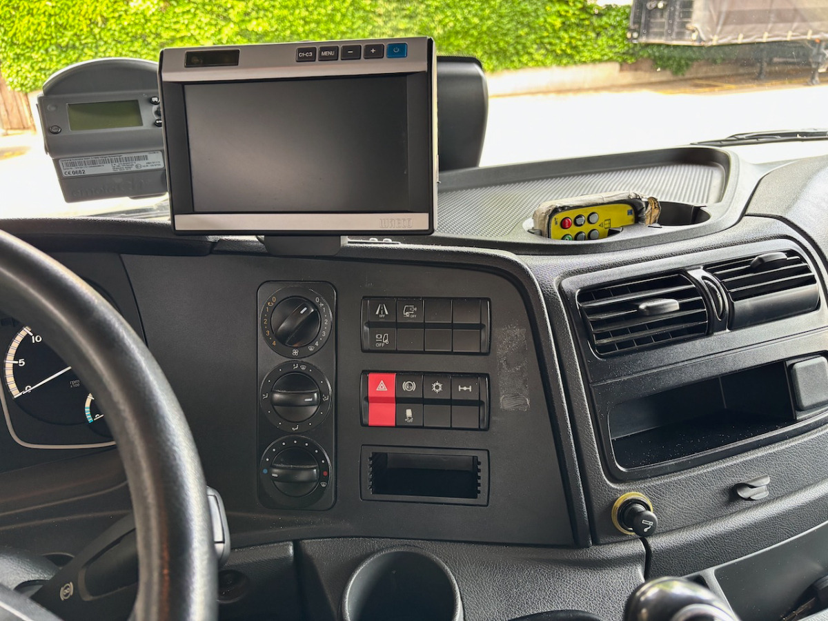 Camion fourgon MERCEDES Atego 1530: photos 7