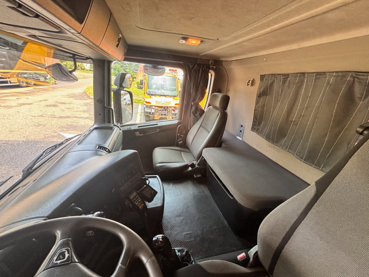 SCANIA G490 6x2 - Camion grumier, Camion grue: photos 5 SCANIA G490 6x2 - Camion grumier, Camion grue: photos 5