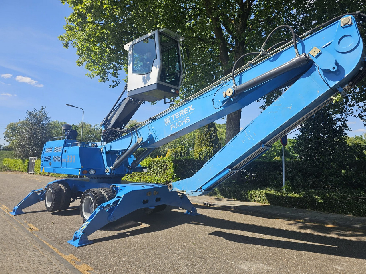 Fuchs MHL 331 Material Handler - Pelle de manutention: photos 2 Fuchs MHL 331 Material Handler - Pelle de manutention: photos 2