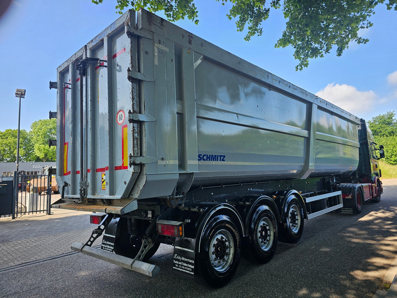 Schmitz SGF-S3 Scraptipper 55 M3 - Semi-remorque benne: photos 4 Schmitz SGF-S3 Scraptipper 55 M3 - Semi-remorque benne: photos 4