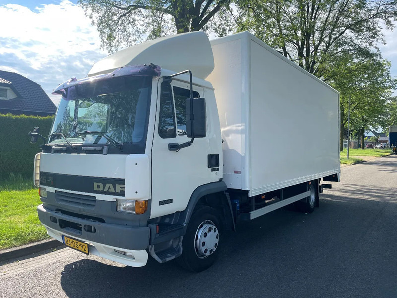 DAF AE45CE 6 Cilinder ATI 150 PK - Camion fourgon: photos 1 DAF AE45CE 6 Cilinder ATI 150 PK - Camion fourgon: photos 1